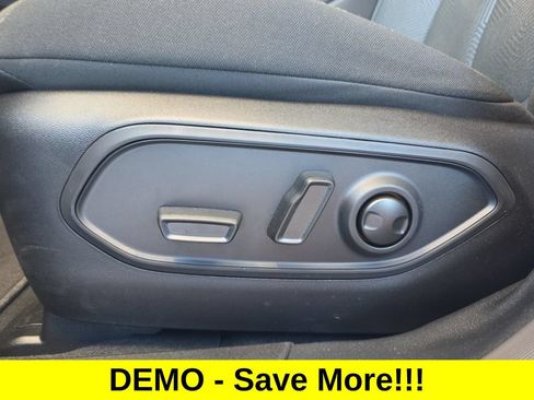 New 2026 Jeep Cherokee Laredo AWD/4WD image 23