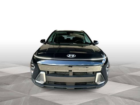 Used 2024 Hyundai Kona SEL FWD image 3
