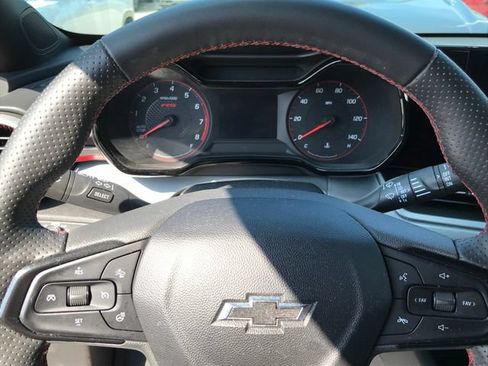 Certified 2024 Chevrolet Trax RS w/ Driver Confidence Package FWD image 34