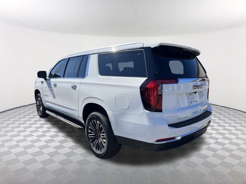 New 2026 GMC Yukon XL Elevation image 7