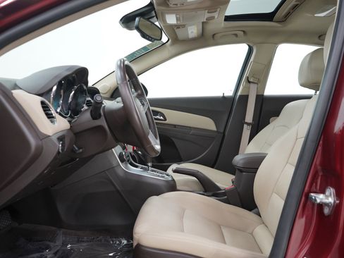 Used 2015 Chevrolet Cruze LT w/ Sun, Sound and Sport Package FWD image 21