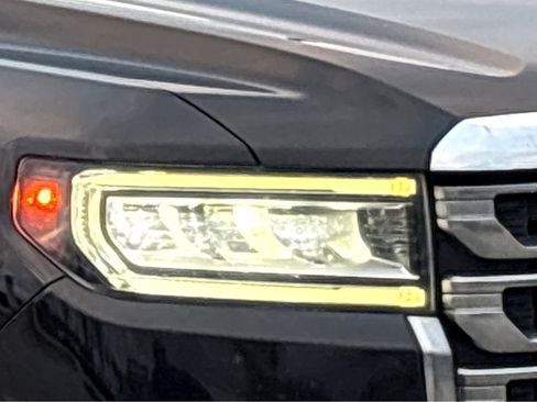 Used 2021 GMC Acadia AT4 w/ Trailering Package image 17