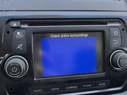 Used 2016 RAM ProMaster 1500 image 23