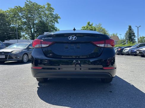 Used 2016 Hyundai Elantra SE FWD image 5