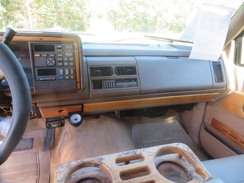 Used 1993 Chevrolet Silverado 3500 2WD Extended Cab image 15