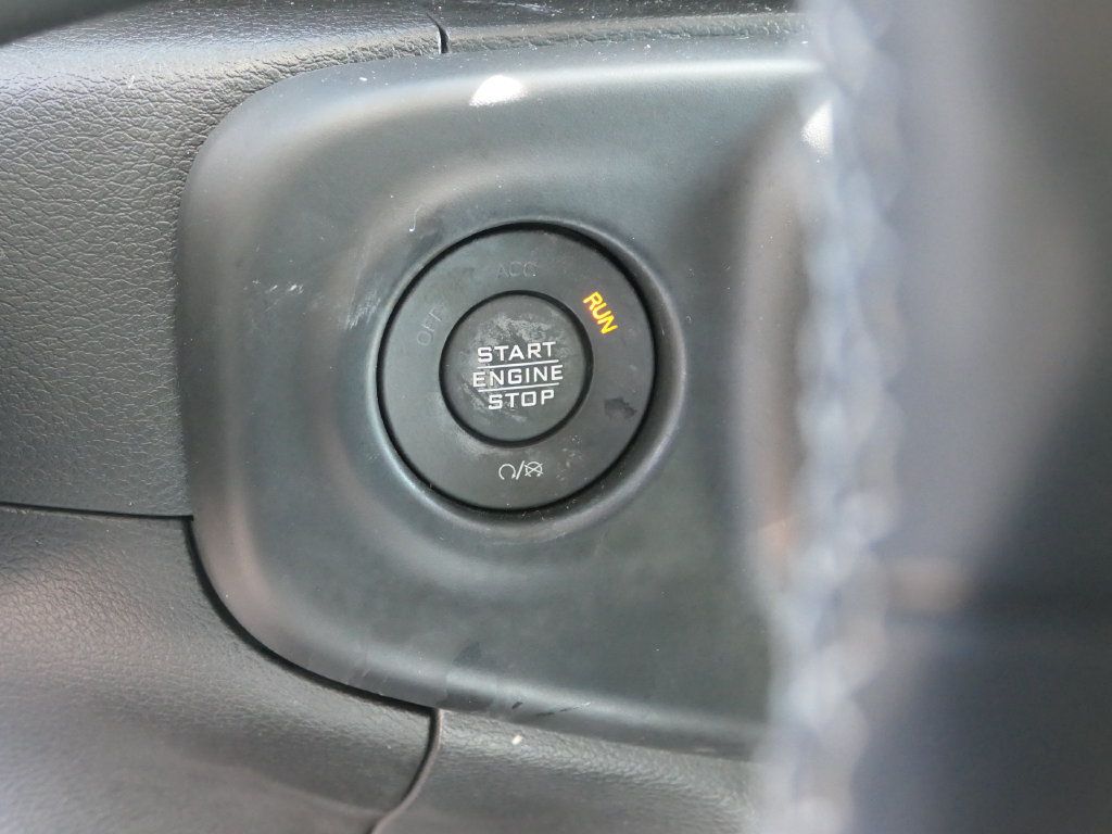 Certified 2023 Jeep Wrangler Unlimited Sahara AWD/4WD image 17