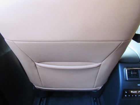 Used 2024 MAZDA CX-90 3.3 Turbo S w/ Premium Plus image 32