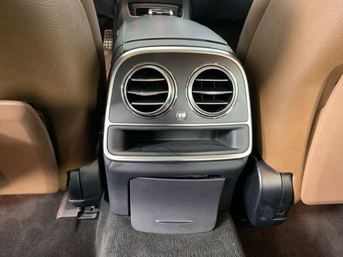 Used 2018 Mercedes-Benz S 450 Sedan image 34