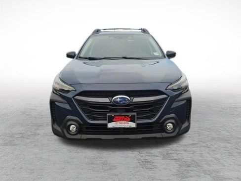 Used 2024 Subaru Outback Premium w/ Popular Package #1 AWD/4WD image 2