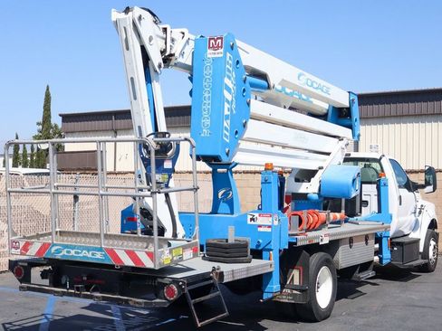 Used 2019 Ford F650 2WD Regular Cab Super Duty image 9