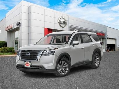 New 2025 Nissan Pathfinder SV