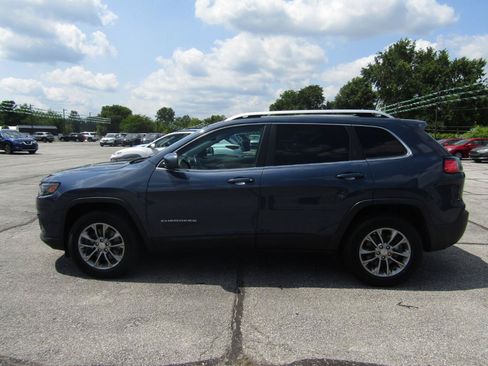 Used 2019 Jeep Cherokee Latitude Plus w/ Comfort/Convenience Group AWD/4WD image 4