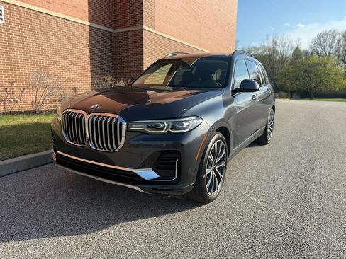 Used 2021 BMW X7 xDrive40i w/ Cold Weather Package image 1