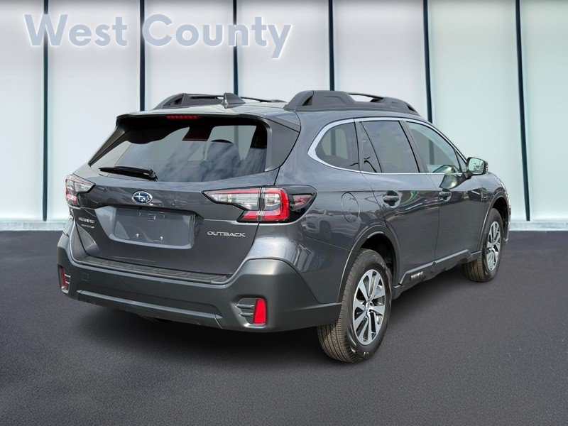 Used 2022 Subaru Outback Premium AWD/4WD image 4