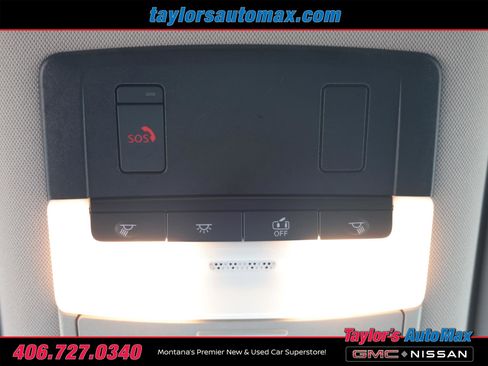 Used 2025 Nissan Rogue SV image 24