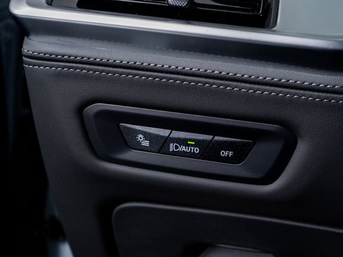 Used 2025 BMW X6 M Competition w/ Executive Package image 45