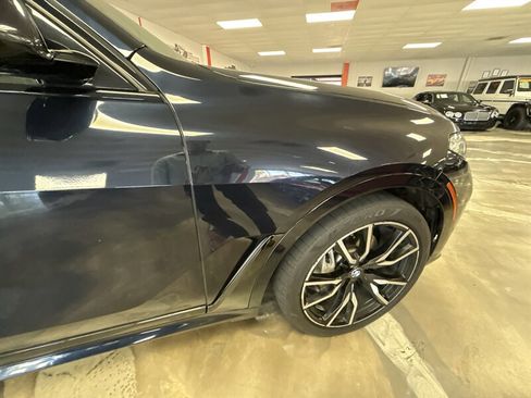 Used 2019 BMW X7 xDrive40i w/ Premium Package AWD/4WD image 9