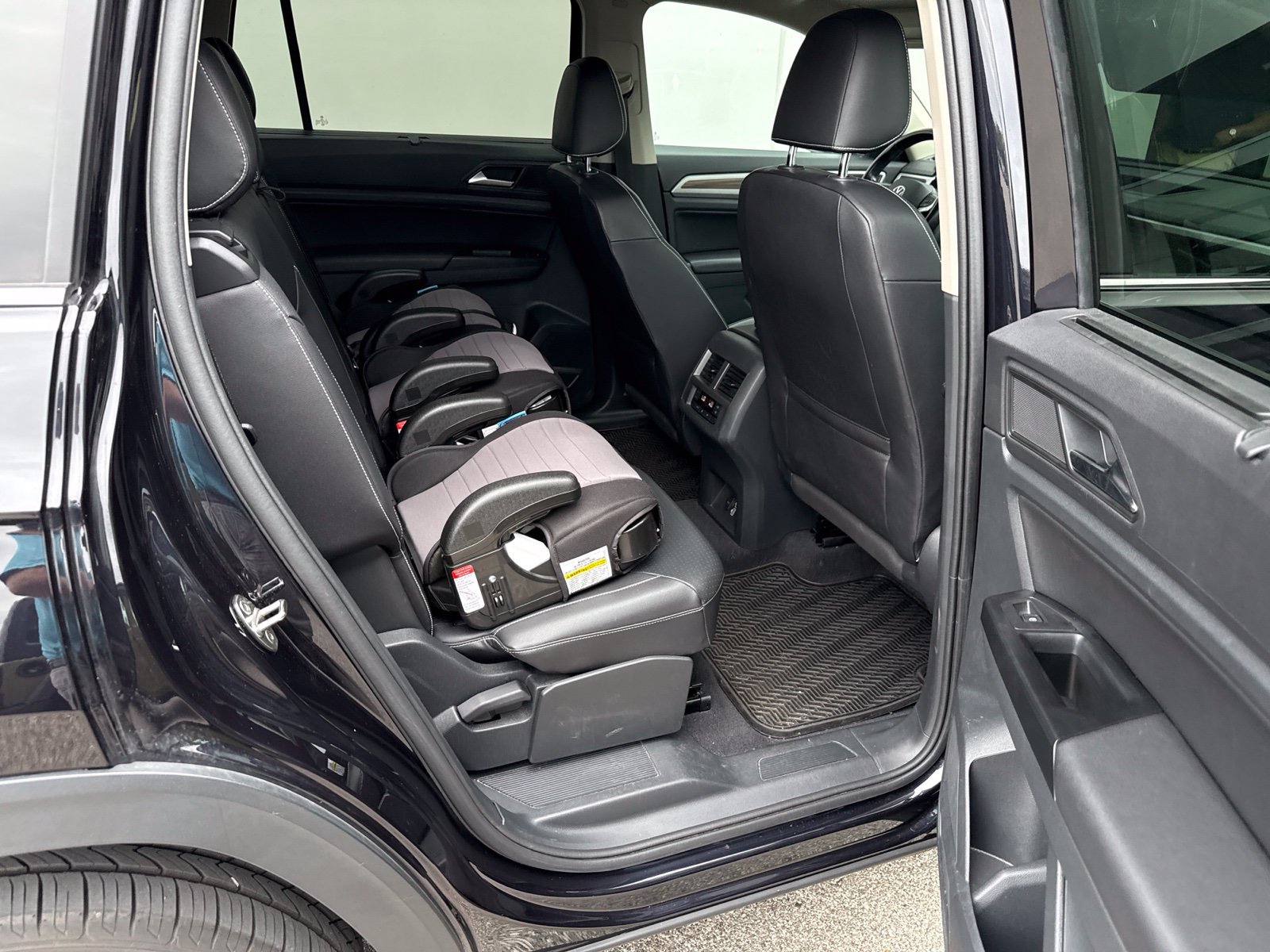 Used 2021 Volkswagen Atlas SE FWD image 10