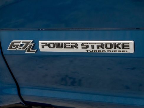 Used 2022 Ford F350 Platinum w/ FX4 Off-Road Package AWD/4WD image 55