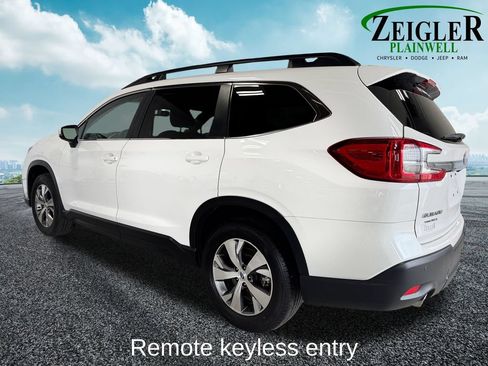 Used 2025 Subaru Ascent Premium AWD/4WD image 3