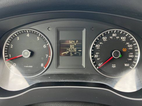 Used 2012 Volkswagen Jetta SE FWD image 33