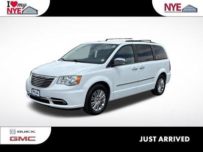 Used 2015 Chrysler Town & Country Touring-L w/ Driver Convenience Group