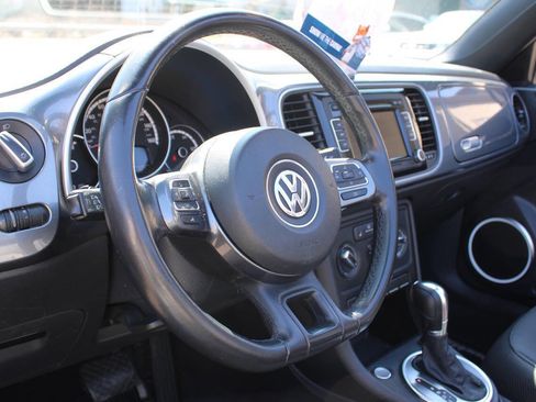 Used 2014 Volkswagen Beetle 1.8T image 15