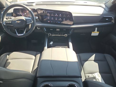 New 2026 Chevrolet Suburban LT w/ Comfort Package image 15