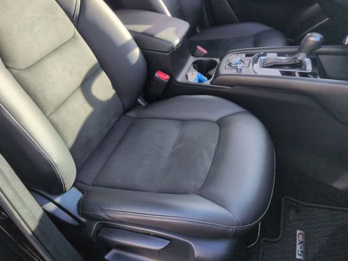 Used 2020 MAZDA CX-5 Touring image 16