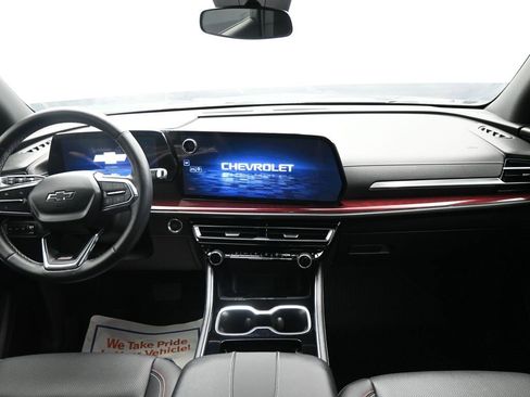 Used 2024 Chevrolet Traverse Z71 image 15