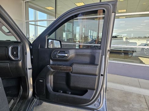 Used 2021 Chevrolet Silverado 1500 RST w/ Convenience Package II image 12