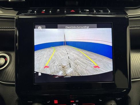 Used 2023 Jeep Grand Cherokee Altitude image 9