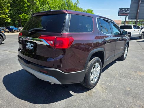 Used 2017 GMC Acadia SLE FWD image 5