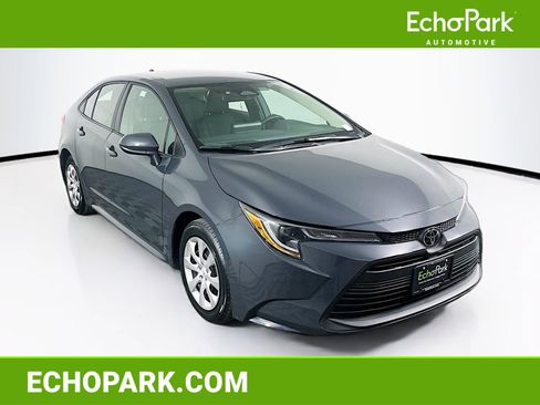 Used 2024 Toyota Corolla LE image 1