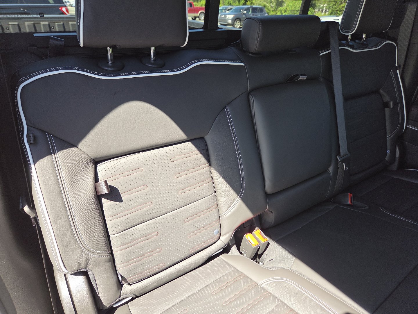 New 2026 GMC Sierra 2500 AT4X w/ AT4X AEV Edition AWD/4WD image 26