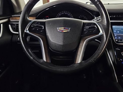 Used 2018 Cadillac XTS Luxury FWD image 17