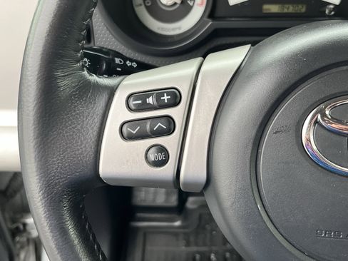 Used 2007 Toyota FJ Cruiser 4WD image 15