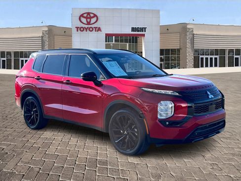 Used 2024 Mitsubishi Outlander SEL image 9