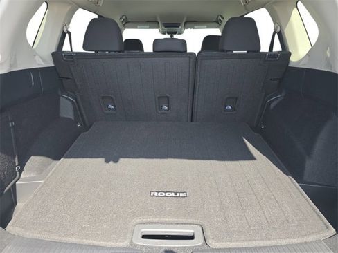 New 2026 Nissan Rogue SV w/ Cold Weather Package image 17