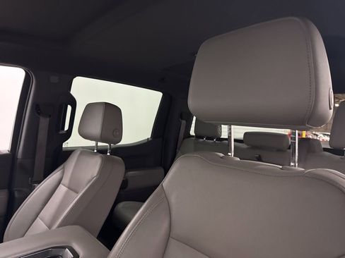 Used 2019 GMC Sierra 1500 SLT image 34