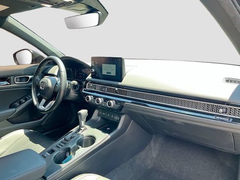 Used 2025 Honda Civic Sport Touring image 29