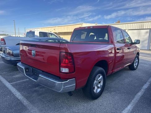 Used 2022 RAM 1500 Classic SLT image 16