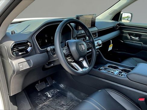 New 2026 Honda Pilot Touring image 7
