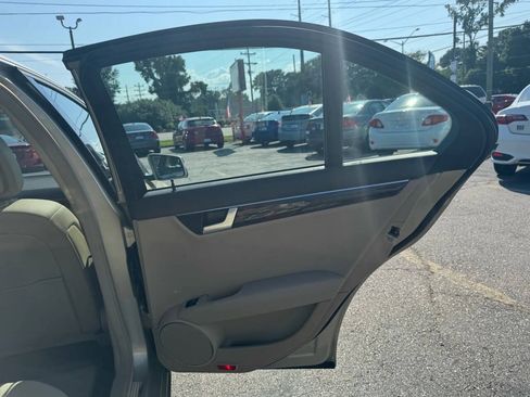 Used 2012 Mercedes-Benz C 300 4MATIC Sedan image 16