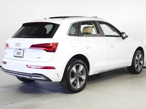 Used 2023 Audi Q5 2.0T Premium w/ Convenience Package image 7