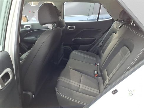 Used 2023 Hyundai Venue SEL w/ Cargo Package image 10