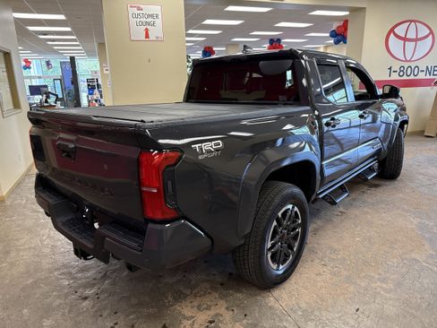 Used 2025 Toyota Tacoma TRD Sport w/ TRD Sport Premium Package AWD/4WD image 12