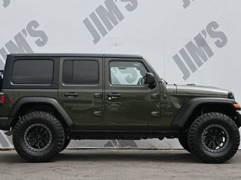 Used 2022 Jeep Wrangler Unlimited Sport AWD/4WD image 4