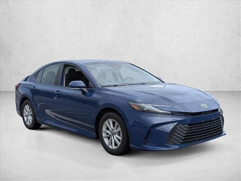 Certified 2025 Toyota Camry LE FWD image 3