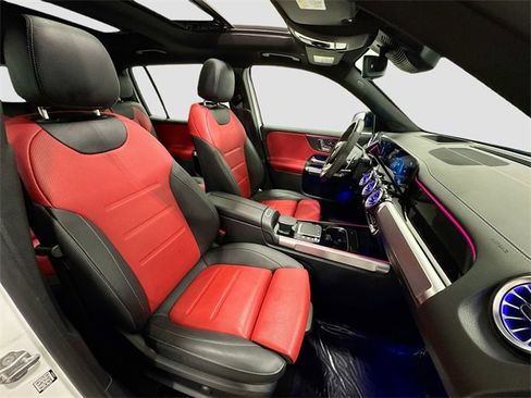 Certified 2022 Mercedes-Benz GLB 35 AMG 4MATIC image 31